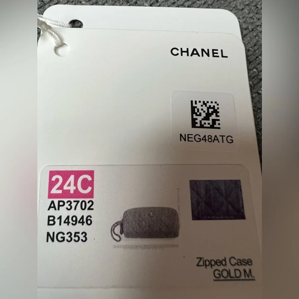 CHANEL CC denim Double Zip Vanity Case - Picture 11 of 14